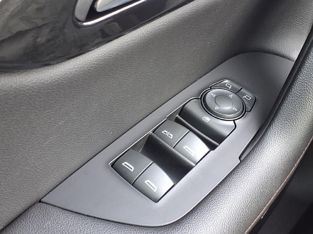 Used 2021 Chevrolet Blazer RS w/ Enhanced Convenience Package FWD image 21