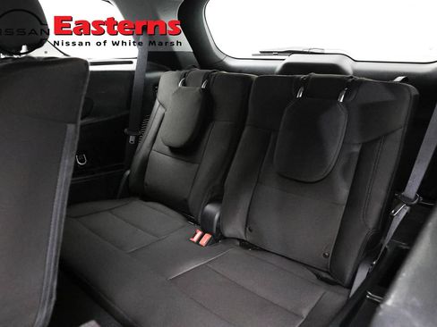 Used 2023 Ford Explorer XLT RWD image 24
