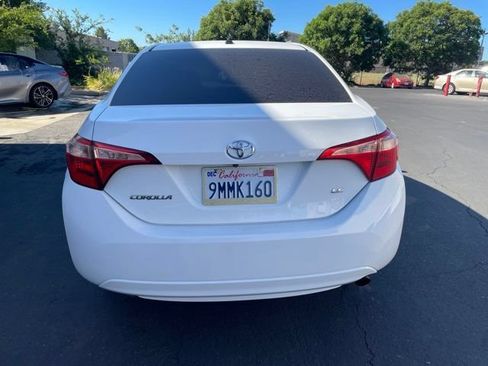 Used 2017 Toyota Corolla LE FWD image 5
