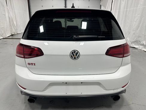 Used 2020 Volkswagen GTI SE FWD image 6