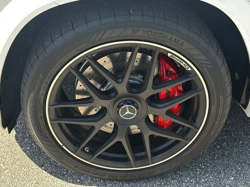 New 2025 Mercedes-Benz GLE 63 AMG S image 12