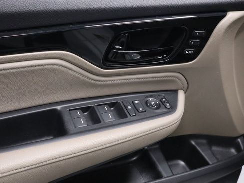 Used 2022 Honda Odyssey Touring image 25