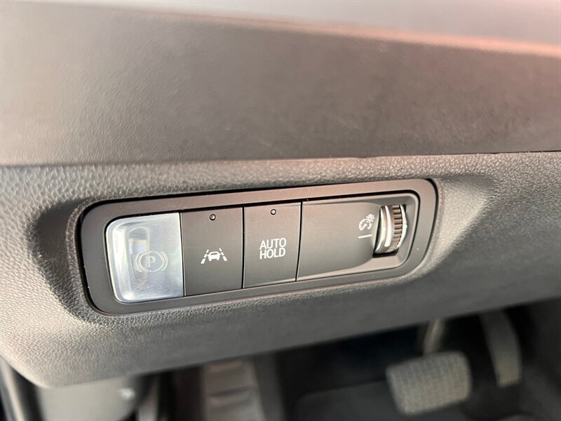 Used 2025 Honda Prologue Eco image 24