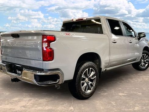 Used 2024 Chevrolet Silverado 1500 LT image 6