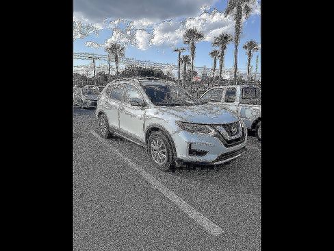 Used 2017 Nissan Rogue SV FWD image 1