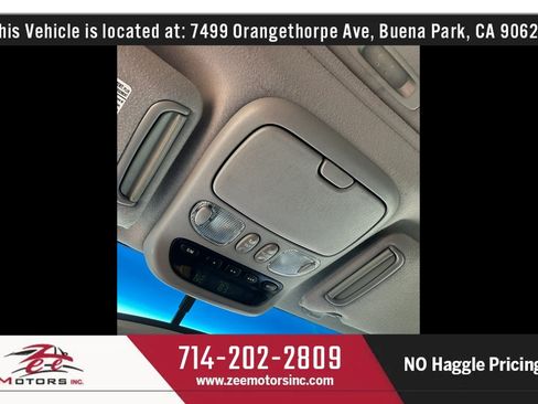 Used 2006 Toyota Sequoia SR5 AWD/4WD image 30
