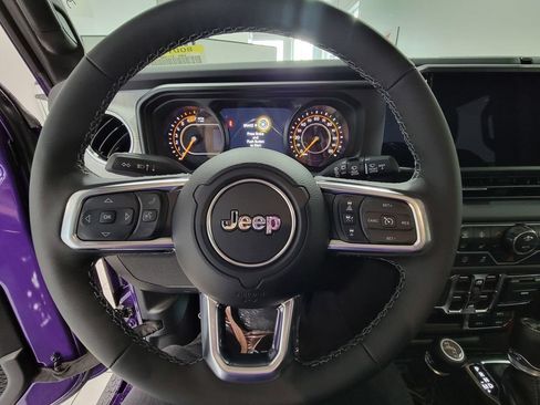 New 2026 Jeep Wrangler Unlimited Sahara w/ Whitecap Package AWD/4WD image 13
