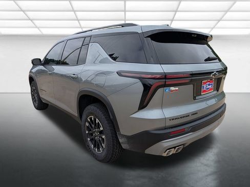 New 2026 Chevrolet Traverse Z71 w/ Driver Confidence Package AWD/4WD image 2
