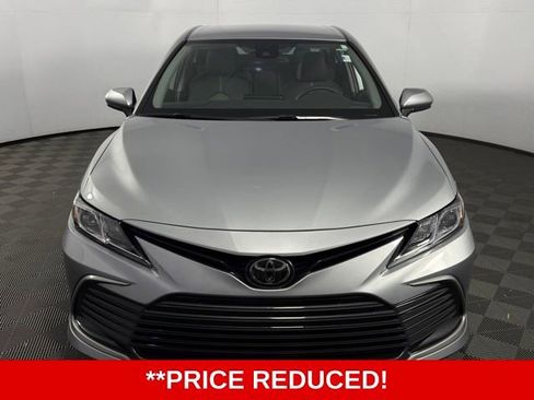 Used 2023 Toyota Camry LE image 2