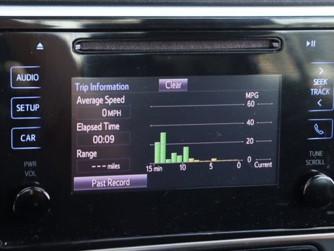 Used 2019 Toyota Corolla LE w/ Carpet Mat Package (TMS) FWD image 26