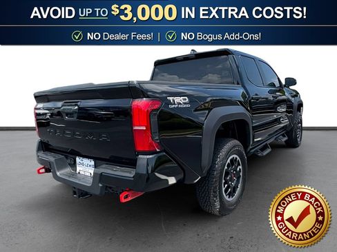 Used 2024 Toyota Tacoma TRD Off-Road AWD/4WD image 7