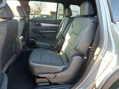 Used 2026 Buick Enclave Preferred w/ Power Package FWD image 7