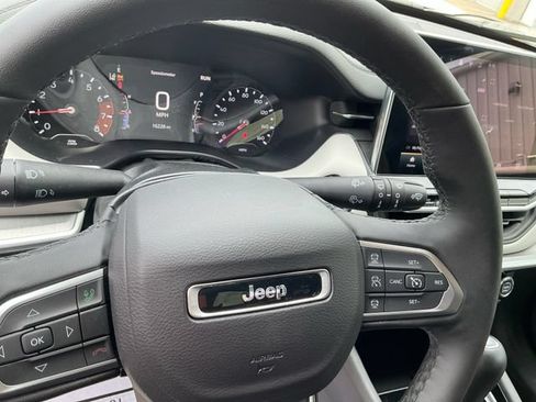 Used 2024 Jeep Compass Limited AWD/4WD image 25