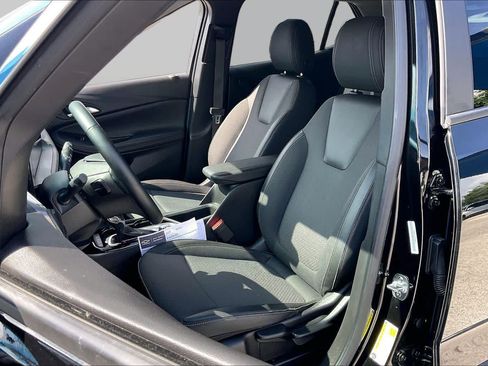 Used 2025 Buick Encore GX Preferred FWD image 9