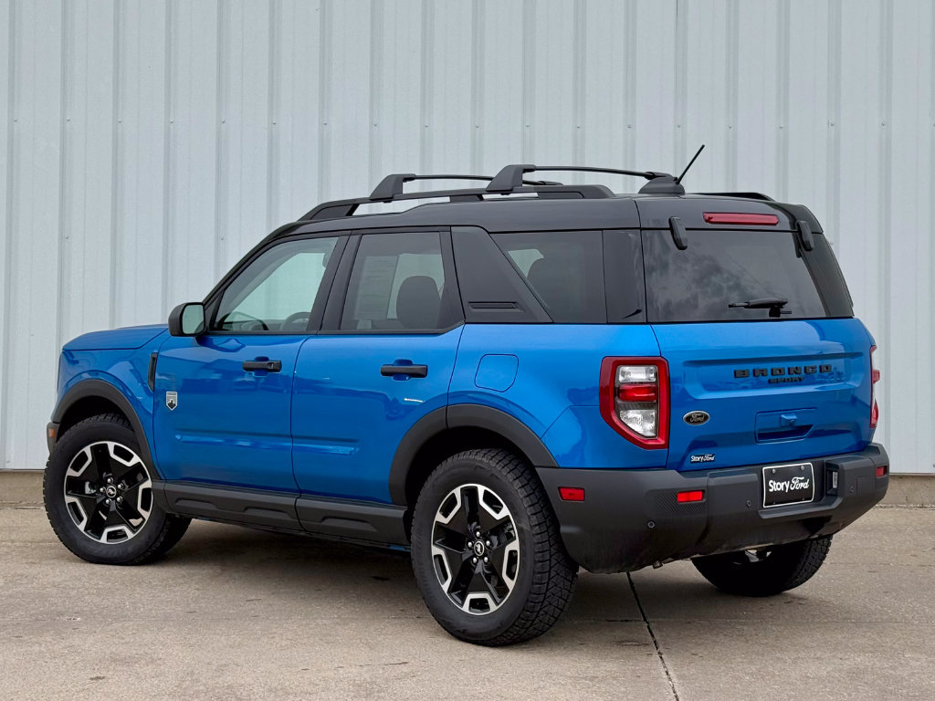 Used 2025 Ford Bronco Sport Big Bend w/ Convenience Package AWD/4WD image 4