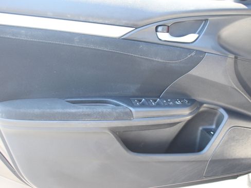 Used 2016 Honda Civic EX image 11