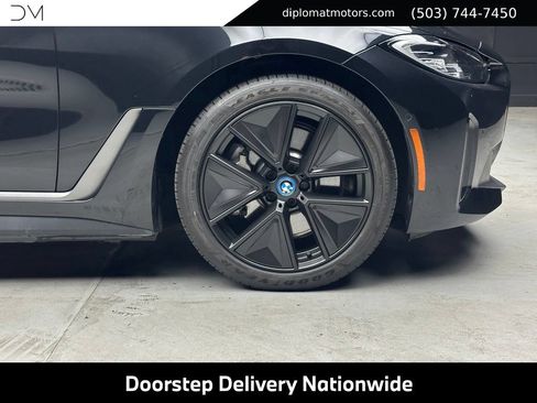 Used 2023 BMW i4 eDrive35 w/ Premium Package RWD image 44