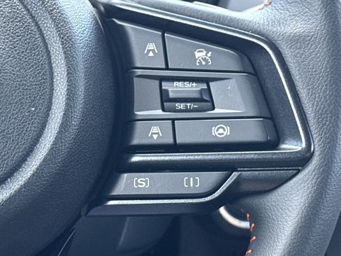 Certified 2025 Subaru Crosstrek 2.5i Limited AWD/4WD image 9