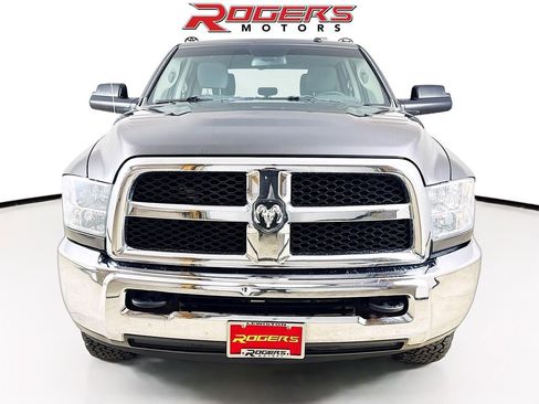 Used 2015 RAM 3500 Tradesman w/ Chrome Appearance Group image 2