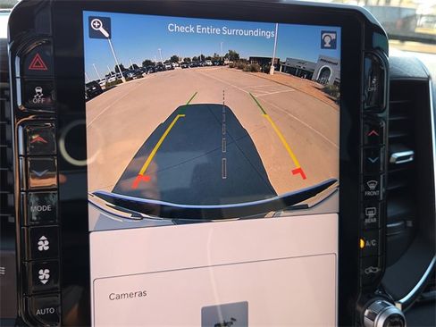 Used 2025 RAM 1500 Laramie image 24