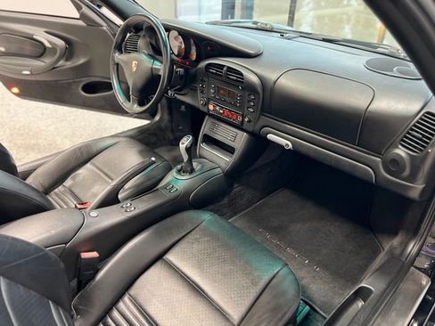 Used 2004 Porsche 911 Carrera 4 image 20