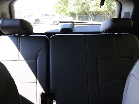 Certified 2023 Chevrolet Traverse RS w/ LPO, Floor Liner Package image 50