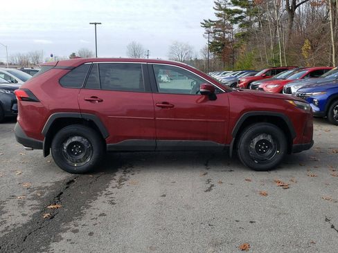 New 2025 Toyota RAV4 LE image 5