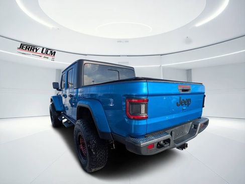 Used 2022 Jeep Gladiator Sport image 5
