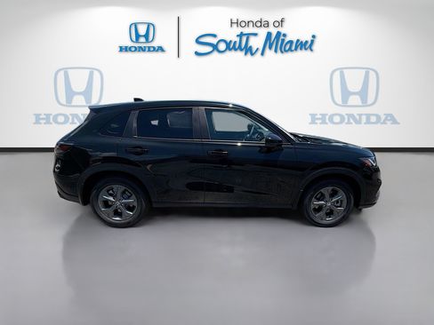 New 2027 Honda HR-V LX image 8