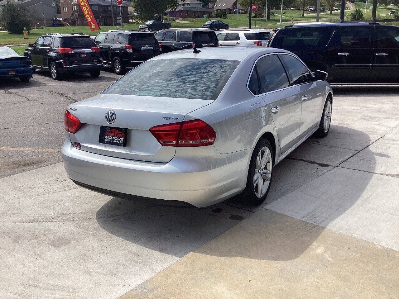 Used 2014 Volkswagen Passat TDI SE FWD image 3