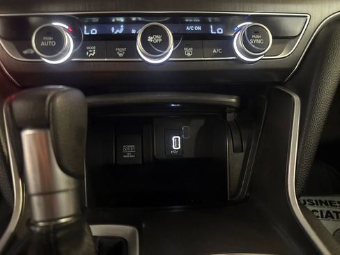 Used 2020 Honda Accord LX image 19