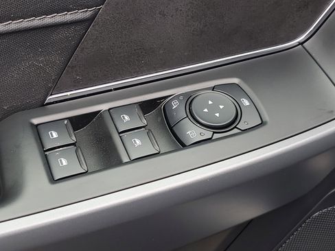 New 2026 Ford F150 XLT w/ Equipment Group 302A MID image 9