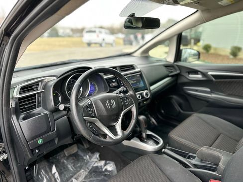 Used 2019 Honda Fit Sport image 12