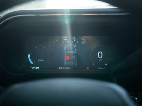 New 2026 Ford F550 F-550 Lariat image 13