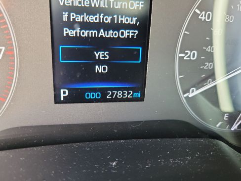 Used 2023 Toyota Corolla Cross AWD Hybrid w/ Moonroof Package image 16