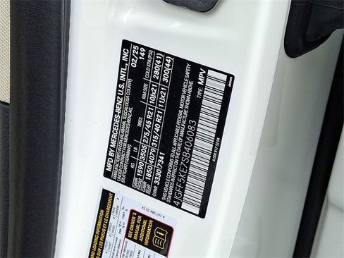 Used 2025 Mercedes-Benz GLS 450 4MATIC image 24