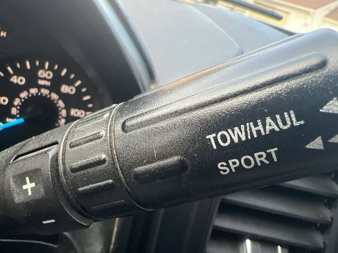 Used 2015 Ford F150 XL w/ Equipment Group 101A Mid AWD/4WD image 23
