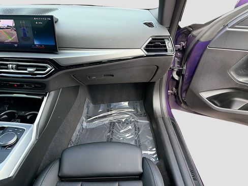 Used 2023 BMW 230i Coupe w/ Convenience Package image 17