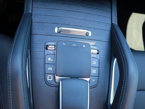 Used 2025 Mercedes-Benz GLS 450 4MATIC image 22
