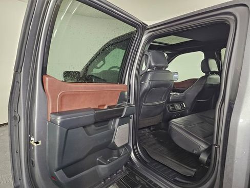 Used 2021 Ford F150 Lariat w/ Equipment Group 502A High image 18