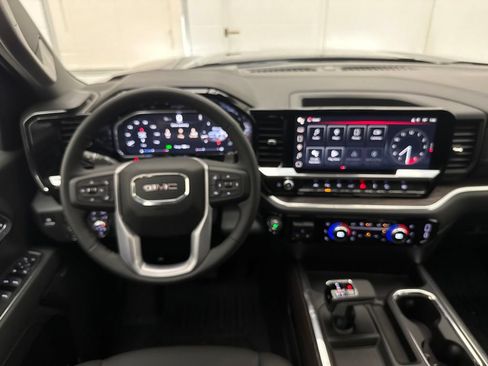 New 2026 GMC Sierra 1500 SLT w/ SLT Premium Plus Package AWD/4WD image 16