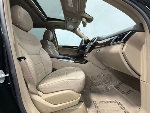 Used 2014 Mercedes-Benz ML 350 4MATIC w/ Premium 1 Package image 43