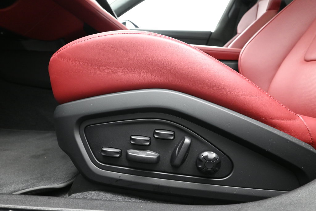 Certified 2024 Porsche Taycan GTS AWD/4WD image 16