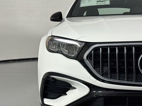 New 2026 Mercedes-Benz E 53 AMG e 4MATIC Sedan image 13