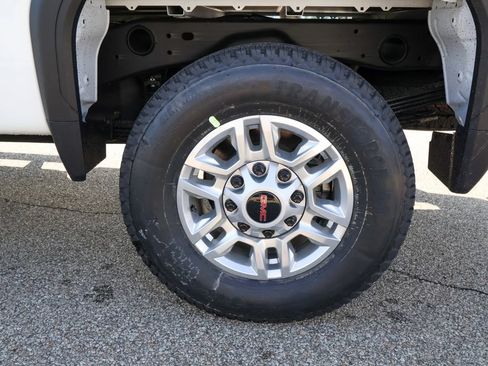 New 2026 GMC Sierra 2500 Pro w/ Convenience Package AWD/4WD image 26