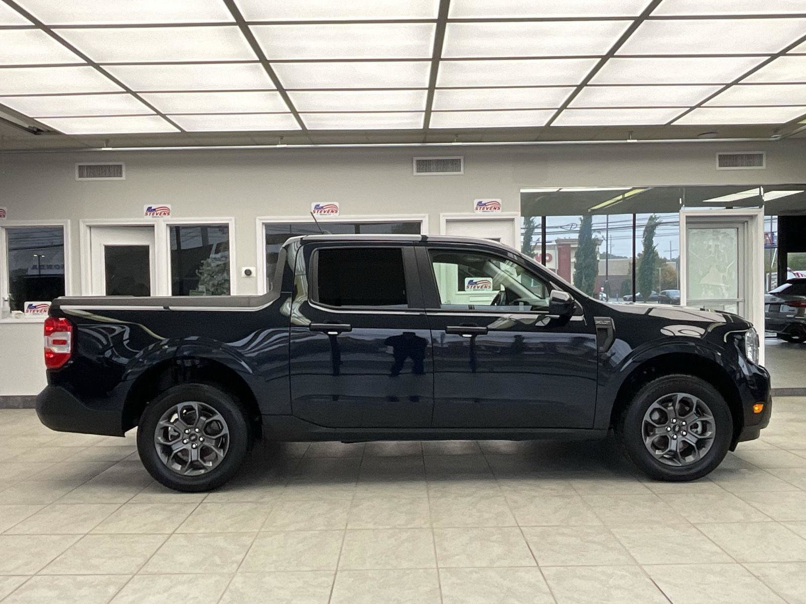 Used 2023 Ford Maverick XLT w/ Equipment Group 300A Standard AWD/4WD image 4