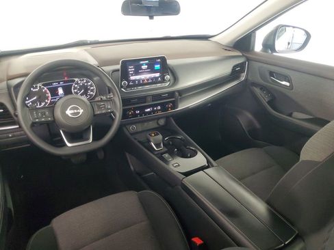 Used 2023 Nissan Rogue SV image 15