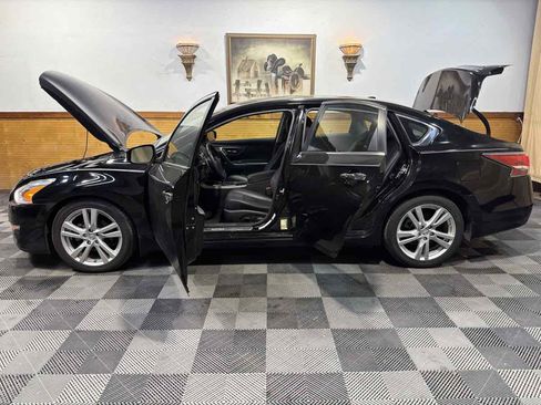 Used 2015 Nissan Altima 3.5 SL image 11
