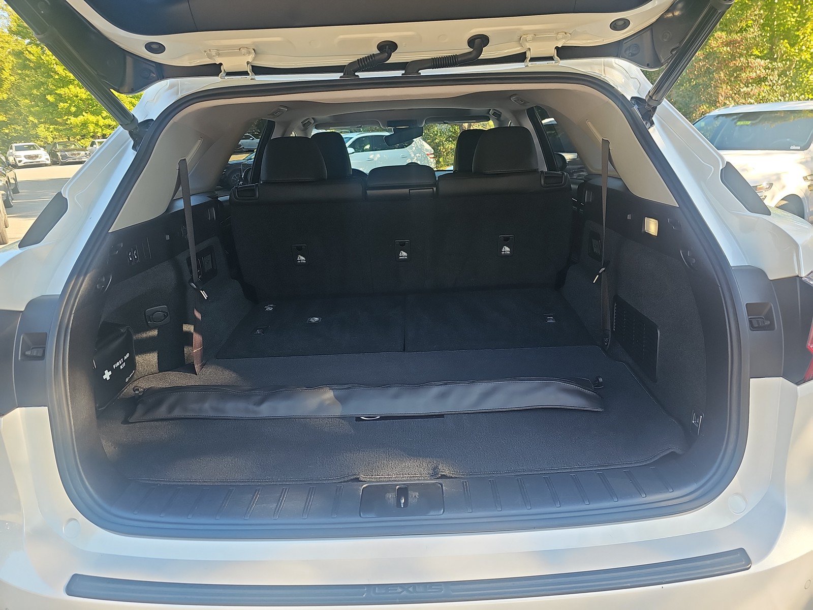 Used 2018 Lexus RX 350L FWD image 33