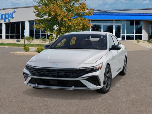 Used 2026 Hyundai Elantra Sport FWD image 6